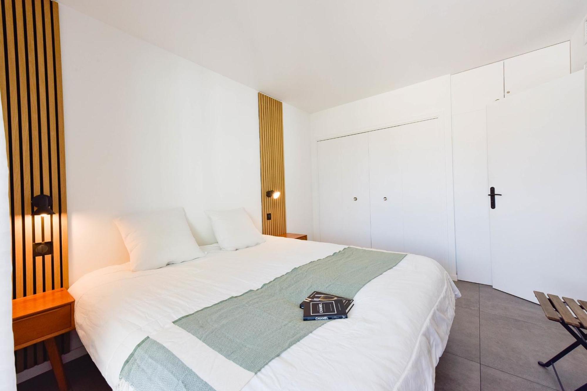 Renovated 1br Terrace Walk To * Cannes